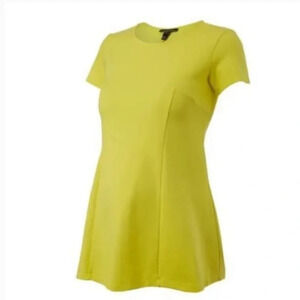 Isabella Oliver Yellow Maternity Tee | Size 1 / Small | Flattering & Comfy